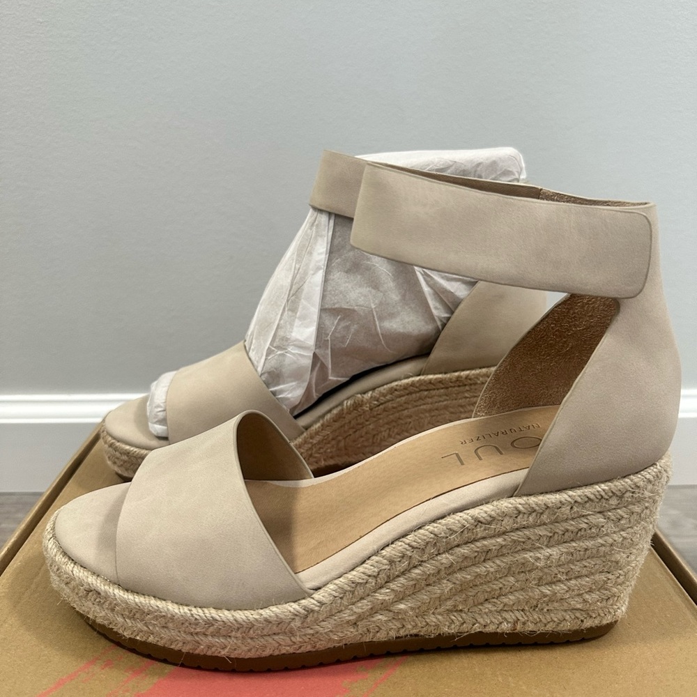 SOUL Naturalizer Oakley Strap Wedge Sandals (NEW)
